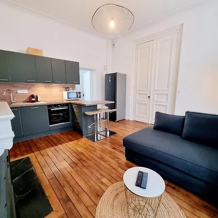 شقة Plateau D'angouleme Proche Bus Et Commerces أنغوليم